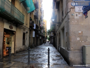 The back alleyways show of Barcelona's true beauty